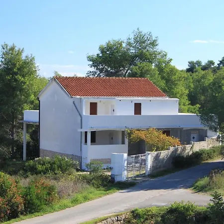 8863a * Rukavac (Vis)